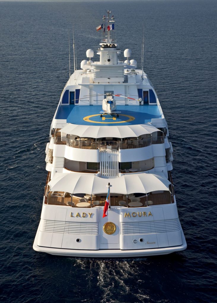 Exterior photo of Lady Moura as viewed from the stern