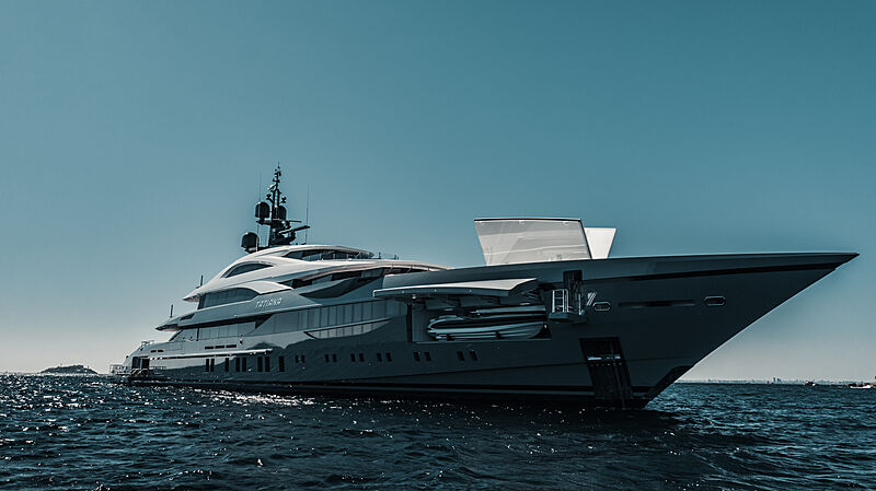 New build to see at monaco yacht show 2021