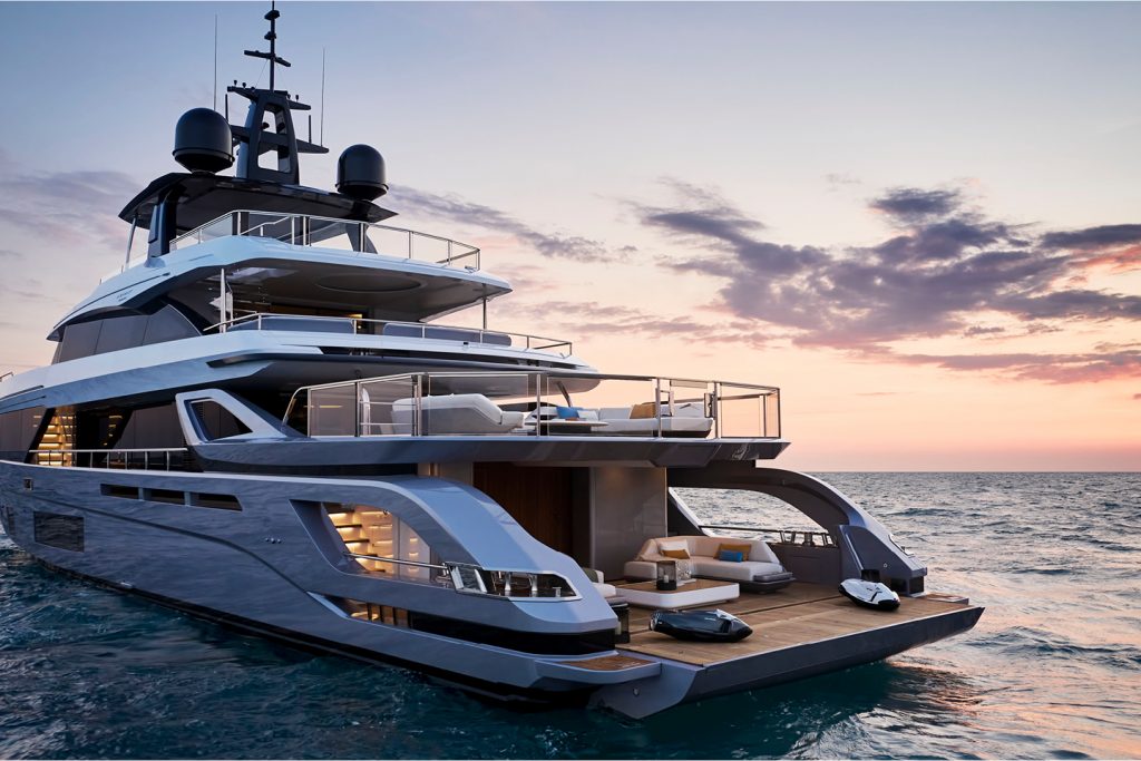 Azimut Grande Trideck