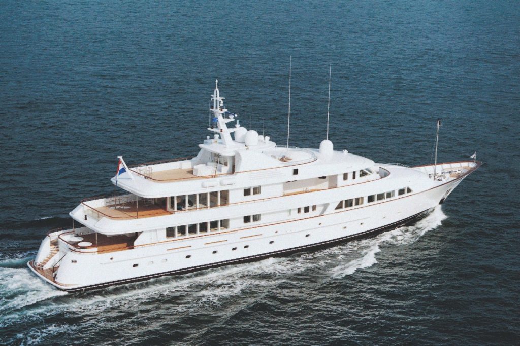 vladimir putin superyacht