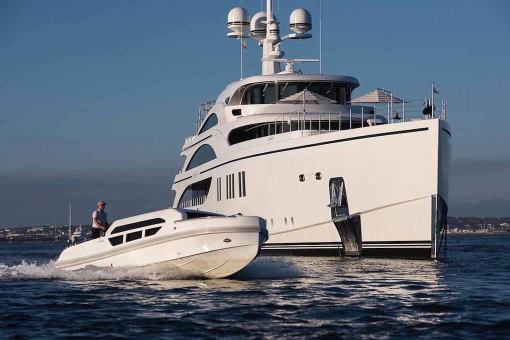 M/Y 11.11 wil be on show at the 2022 Palm beach international boat show 