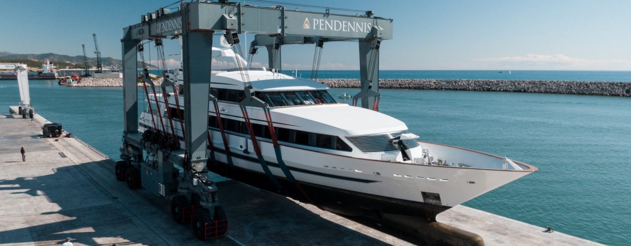 Pendennis travel hoist at Vilanova Marina, Barcelona 