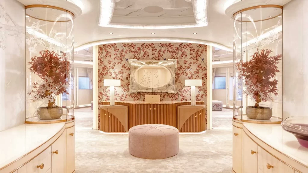 yacht ahpo interior