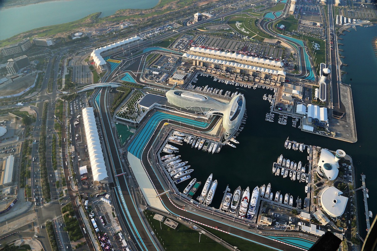 YAS Marina F1 Circuit - 2022 Abu Dhabi Grand Prix 