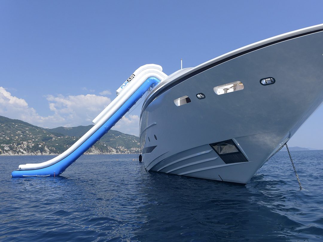 FunAir Hanger Yacht Slide charter toy