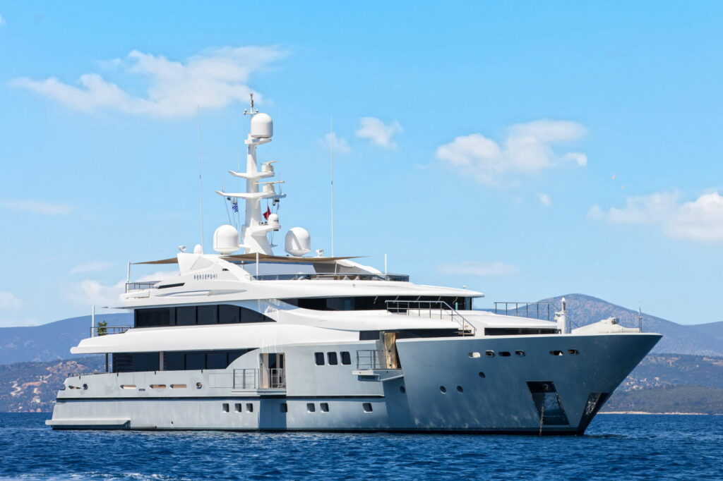 Persefoni yacht